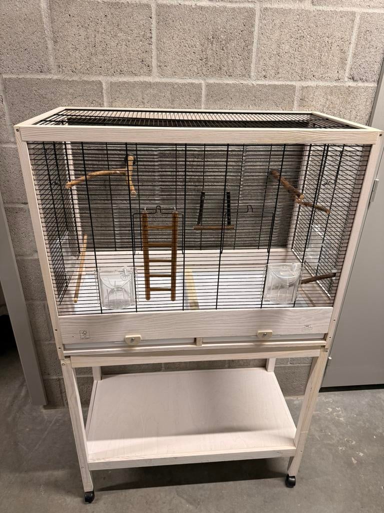 Prachtige houten vogelkooi met onderstel., Enlèvement, Comme neuf, Cage à oiseaux