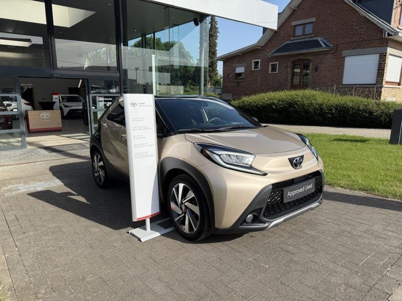 Toyota Aygo X envy, Auto's, Toyota, USB, 72 pk, Beige, Handgeschakeld
