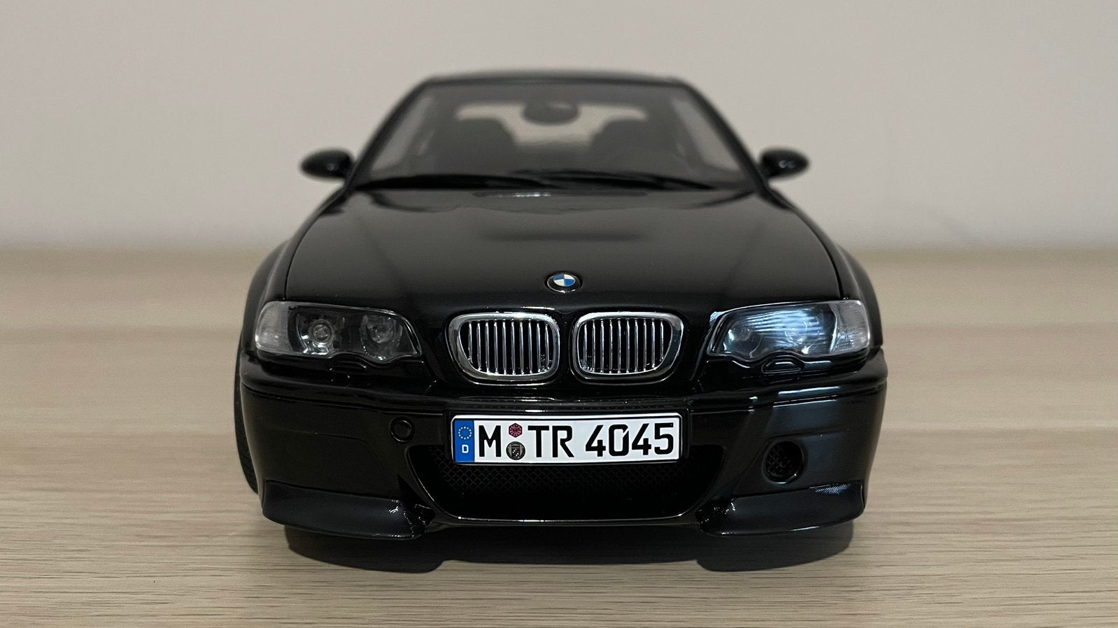 BMW M3 E46 CSL - Autoart 1/18, Envoi, Comme neuf, Voiture, Autoart