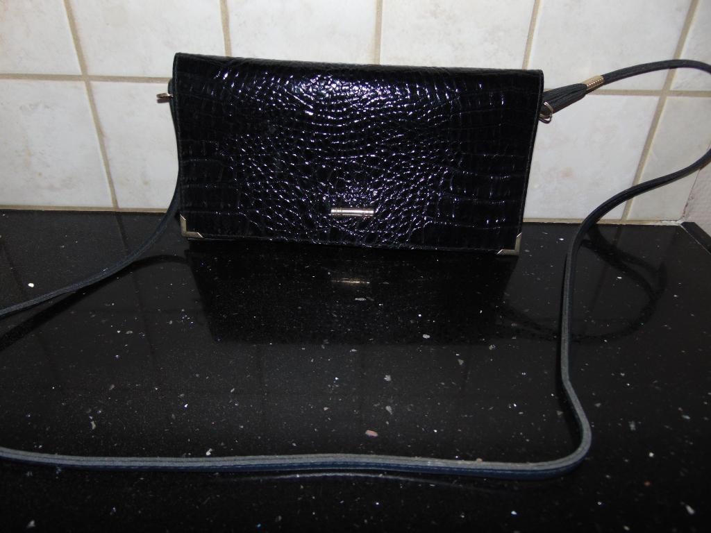 Vintage handtas in leer, Handtassen en Accessoires, Tassen | Damestassen, Ophalen of Verzenden, Gebruikt, Zwart, Handtas