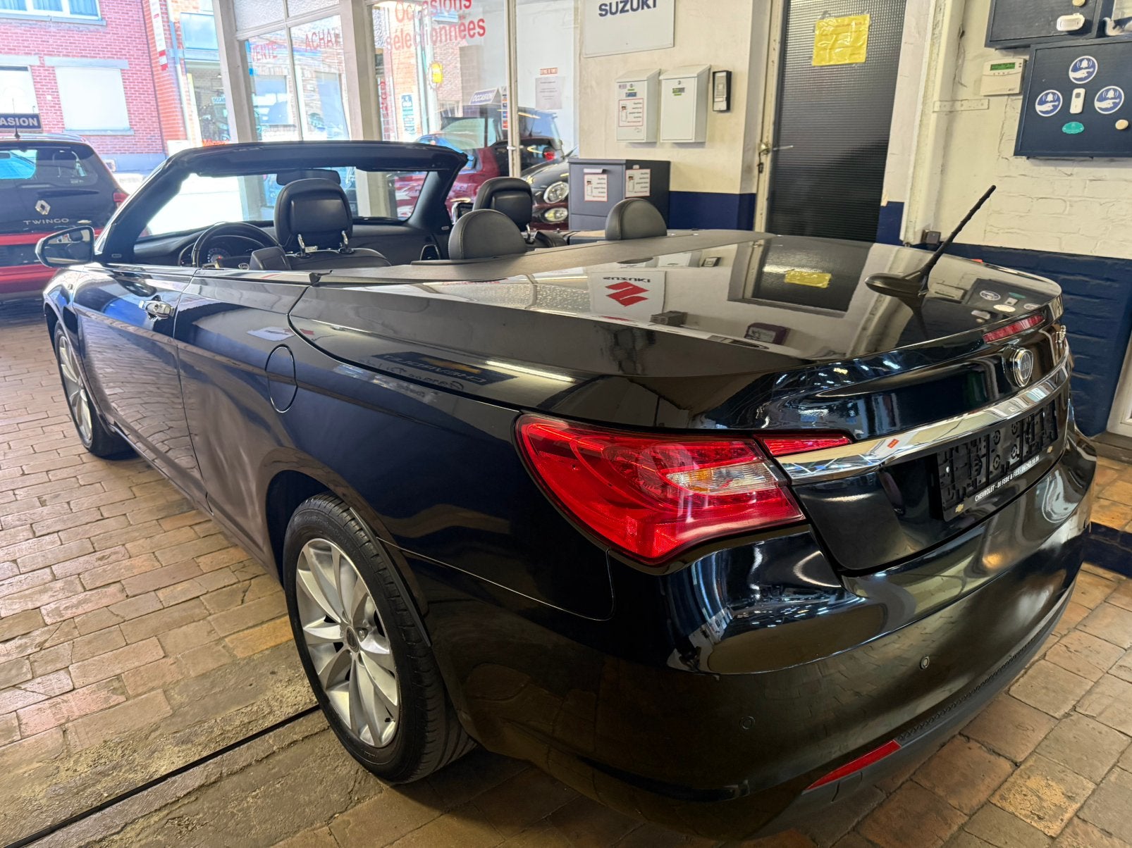 Lancia flavia 2.4 I cabriolet 2013 74.000 km 2 eigenaar, Auto's, 4 cilinders, Cabriolet, Blauw, Leder