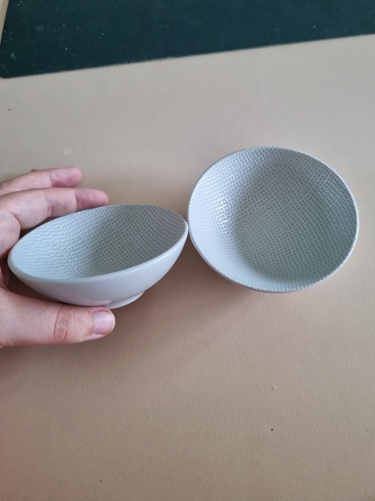 2 kommetjes van linen, Ophalen of Verzenden