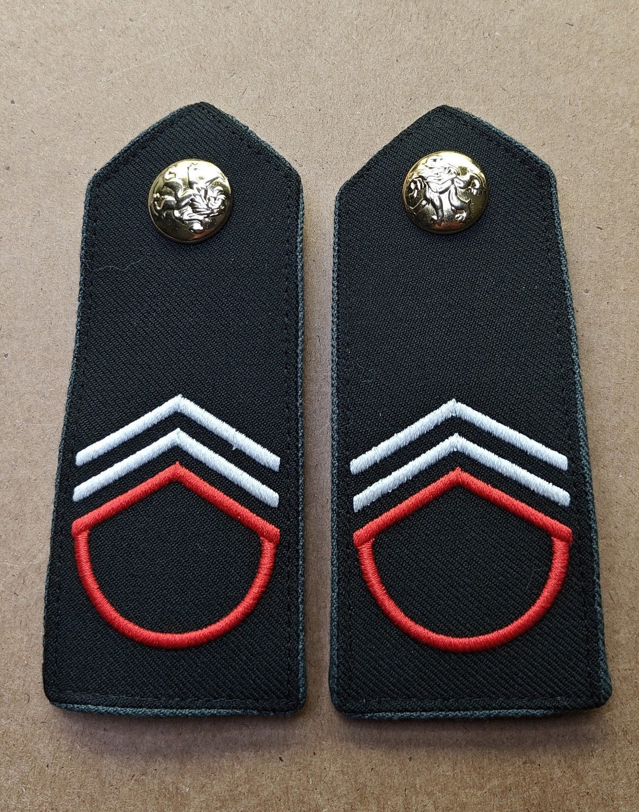 Schouderstukken Eerste korporaal -Chef Belgische Landmacht, Ophalen of Verzenden, Landmacht, Embleem of Badge