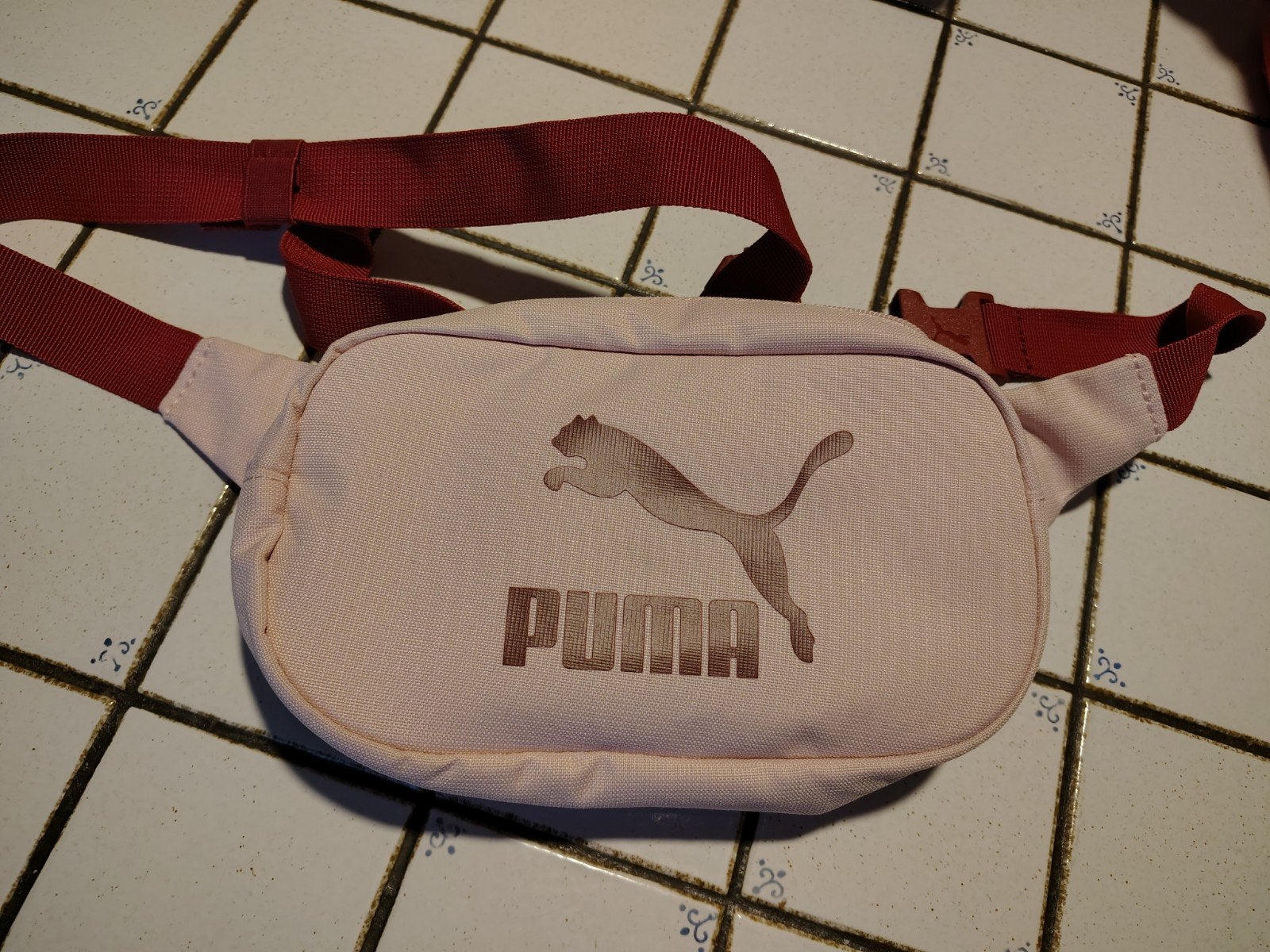 Heuptas Puma, Ophalen
