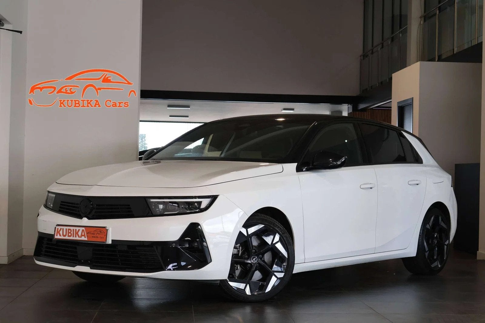 Opel Astra 1.6 Turbo Hybrid 225pk GSe Keyless 360 Camera G, Automaat, Wit, Bedrijf, Berline