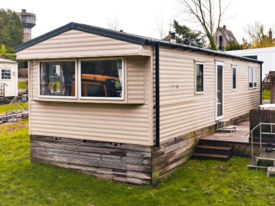 Stacaravan Willerby Peppy 11m x 3,8m, Caravans en Kamperen, Tot en met 4