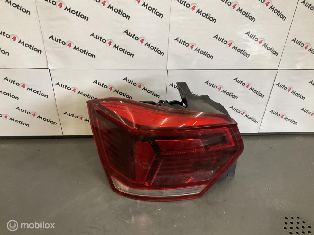 VW POLO Achterlicht links -2G0945207B - 2G0945111B-  AO2025, Auto-onderdelen, Gebruikt, Ophalen of Verzenden