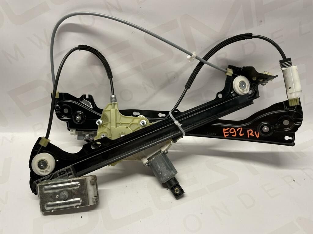 Raammechanisme rechtsvoor BMW E92/E93 983573, -, Utilisé, -, Enlèvement ou Envoi