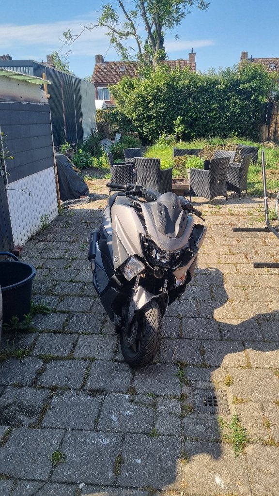 Yamaha N-max project of onderdelen, Enlèvement