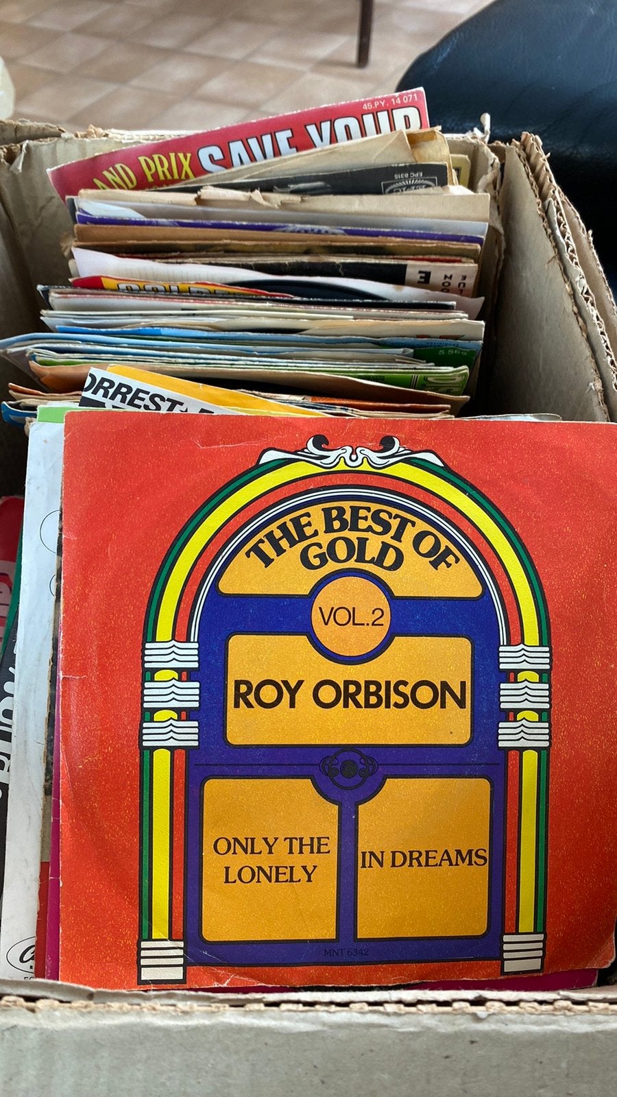 Doos met single plaatjes, Cd's en Dvd's, Ophalen of Verzenden, Zo goed als nieuw