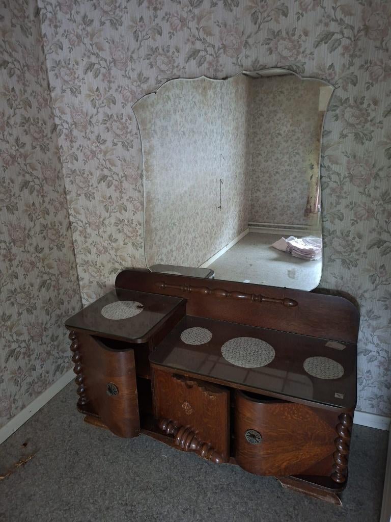 klassieke commode, Enlèvement