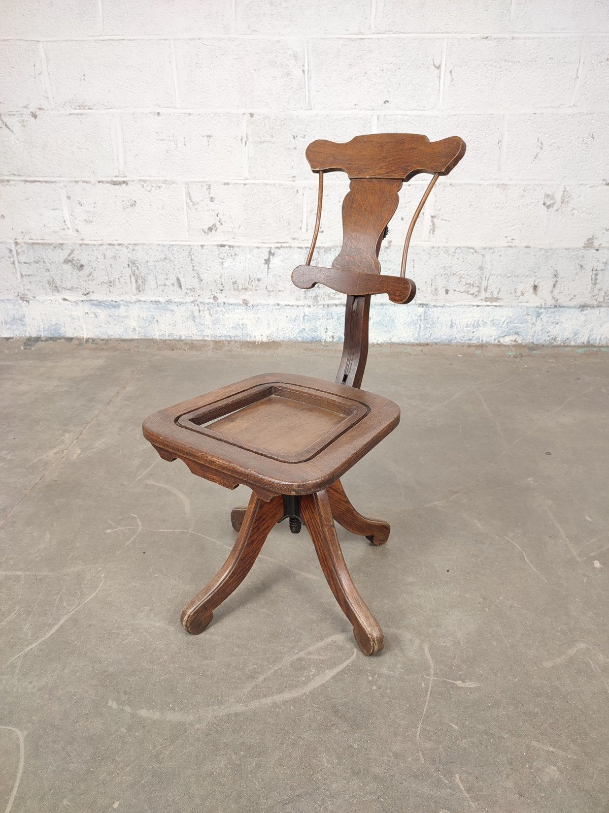 Antieke Engelse bureaustoel, Antiquités & Art, Antiquités | Bureau & Affaires, Enlèvement