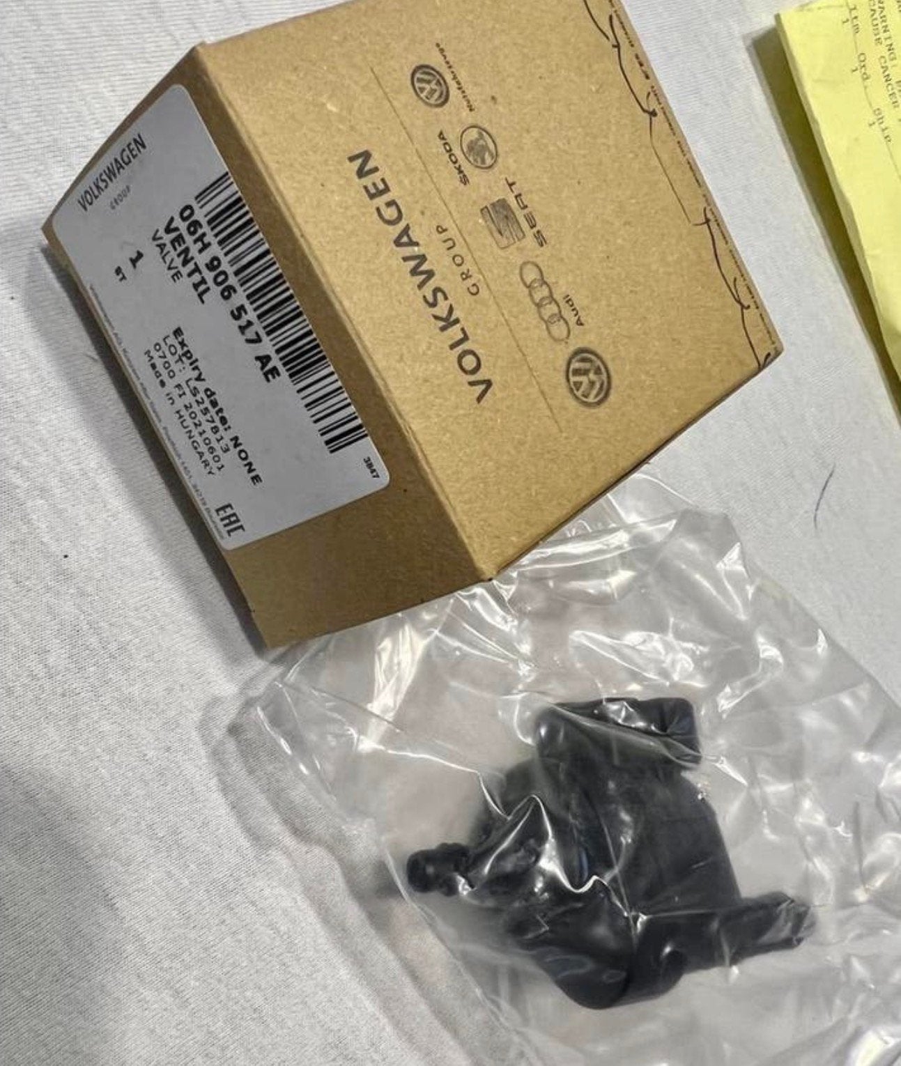 OEM Volkswagen 06H-906-517-AE Vapor Ontluchtings klep NIEUW, Auto-onderdelen, Klein materiaal, Volkswagen, Nieuw, Ophalen of Verzenden