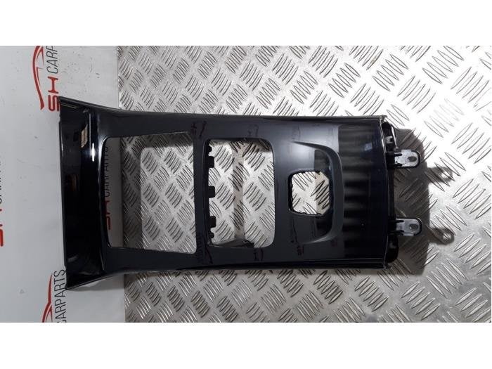 Middenconsoles van een Mercedes A-Klasse, Gebruikt, -, Ophalen of Verzenden, -