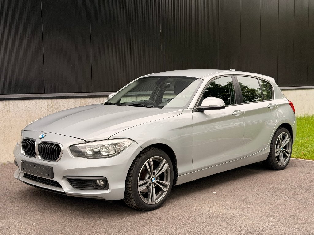 BMW 116dA Automaat Facelift * Navi * PDC * Euro 6, Autos, BMW, Entreprise, Achat, Série 1, ABS, Airbags, Air conditionné, Alarme