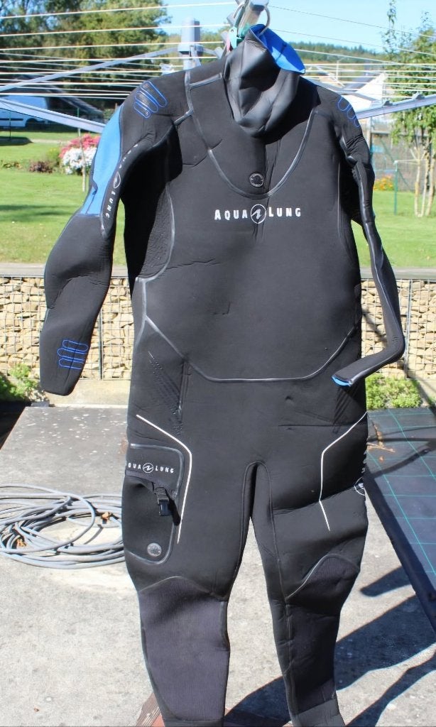 aqualung, Sports nautiques & Bateaux, Plongée, Enlèvement, Comme neuf, Combinaison de plongée
