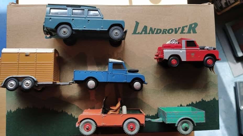 6 x Jouets Land Rover CORGI/DINKY, Angleterre, Hobby & Loisirs créatifs, Voitures miniatures | 1:43, Enlèvement ou Envoi, Comme neuf