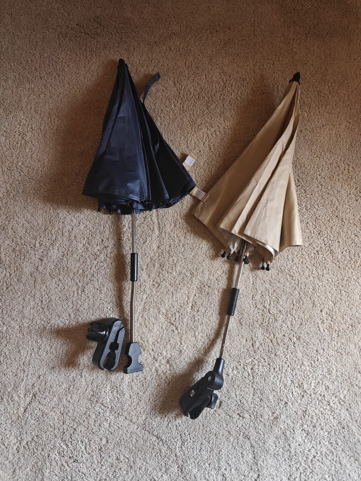 Twee parasols voor kinderbuggy, Ophalen, Zo goed als nieuw