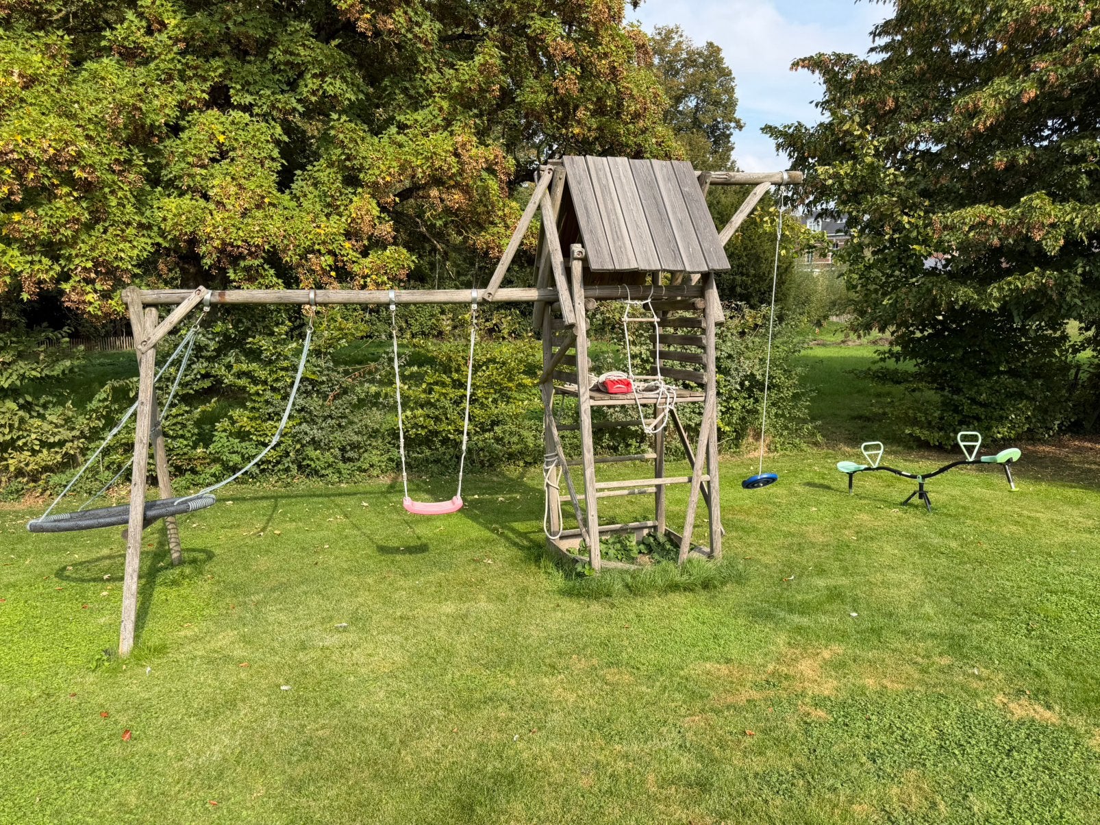Lot a donner . Portique de jeux en bois et balancoires, Ophalen, Zo goed als nieuw, Schommel