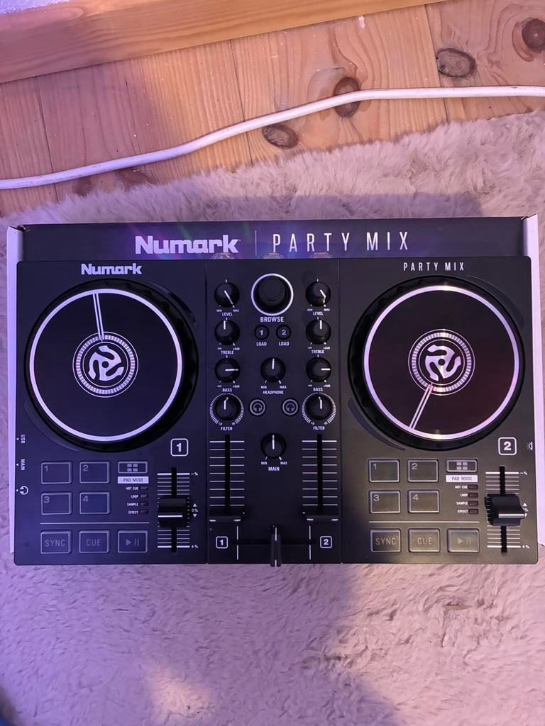 Numark dj controller, Ophalen, Zo goed als nieuw, Numark