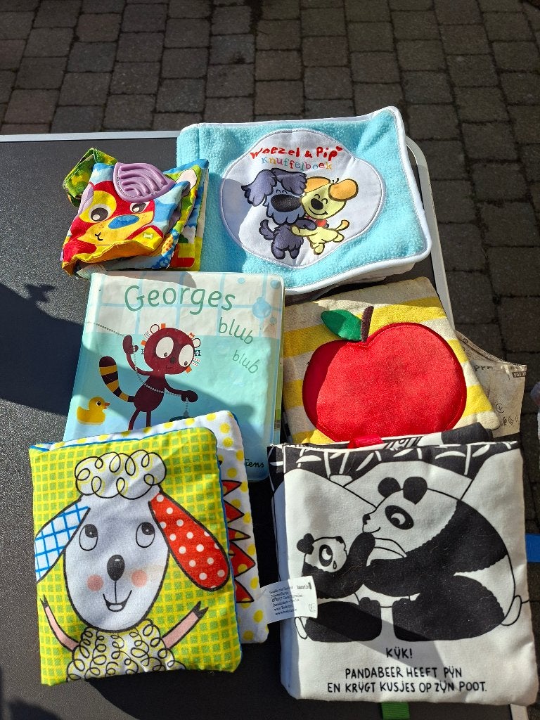 Zachte babyboekjes, Boeken, Ophalen, Gelezen