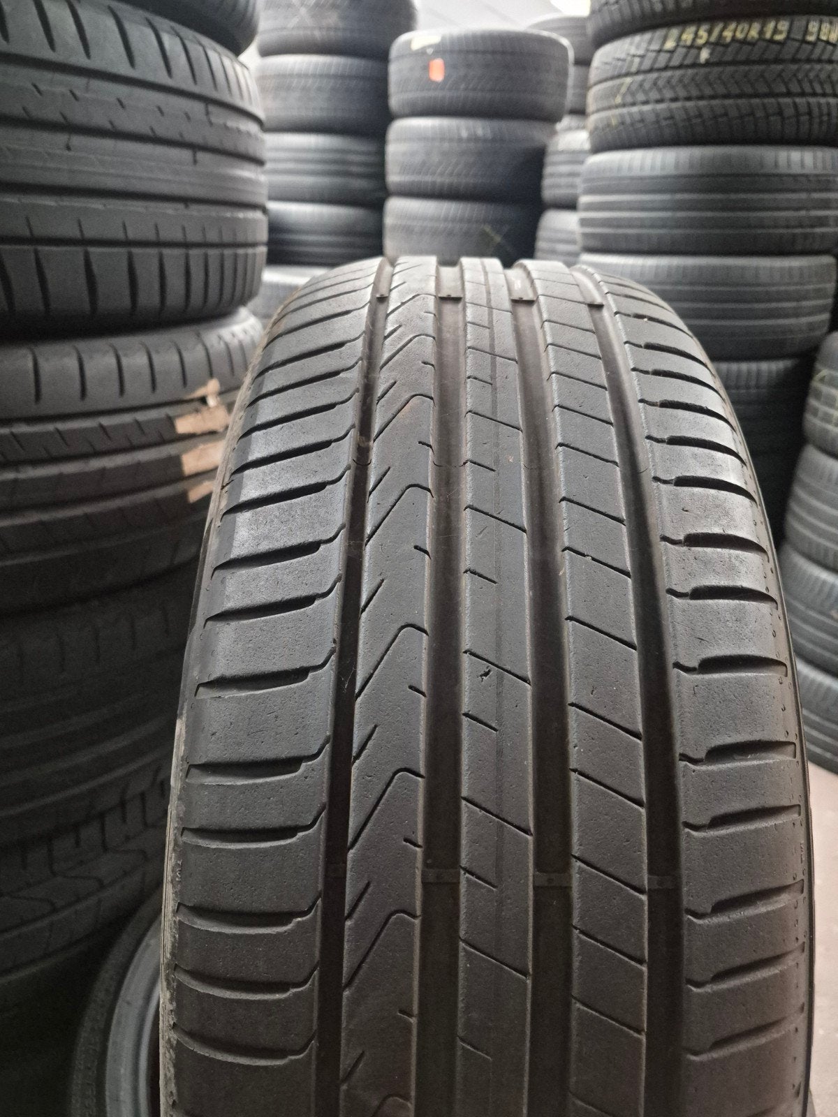 23545r21 235 45 r21 235/45/21 Pirelli leasing presque nouvea, Enlèvement ou Envoi