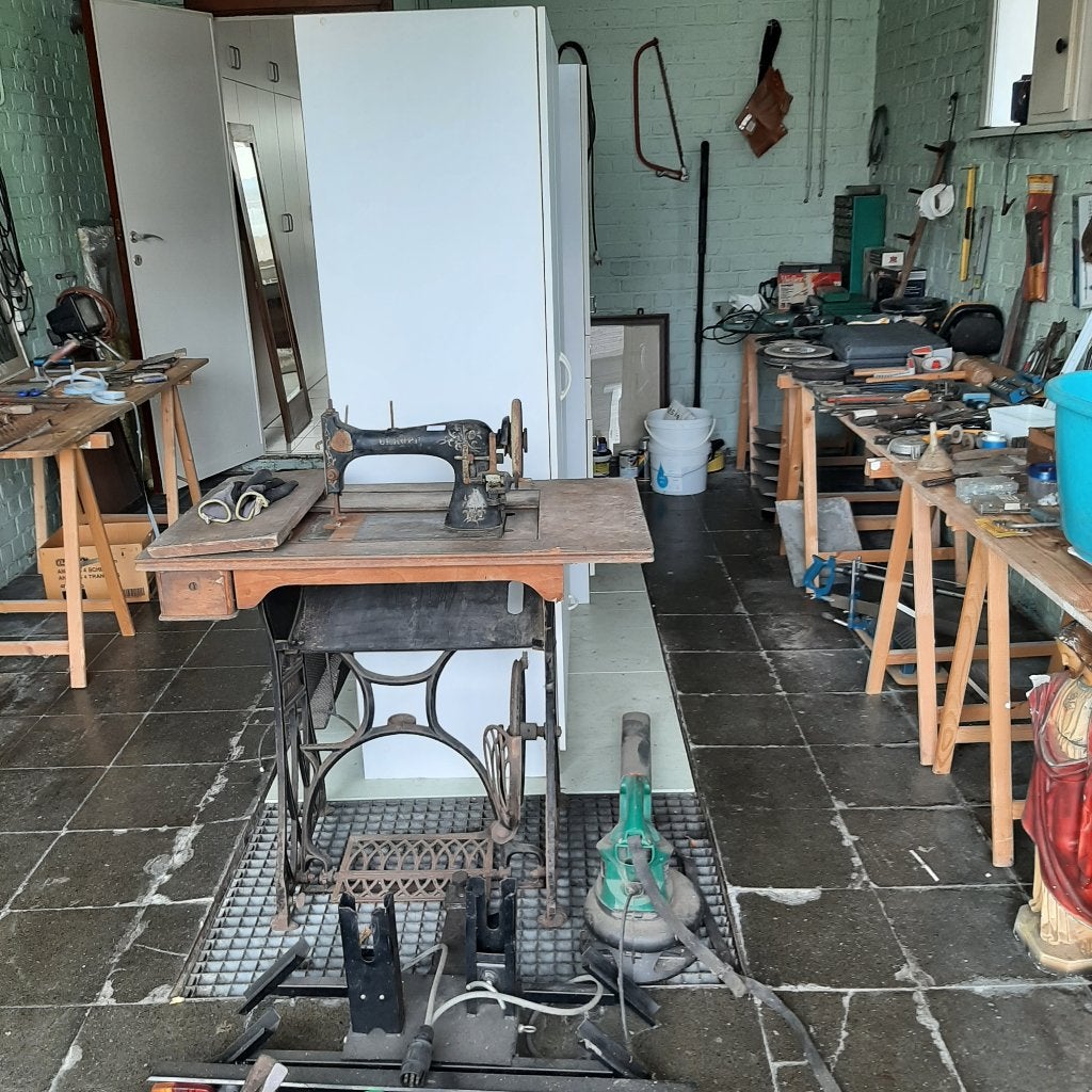Vintage naaimachine, Antiquités & Art, Antiquités | Machines à coudre, Enlèvement