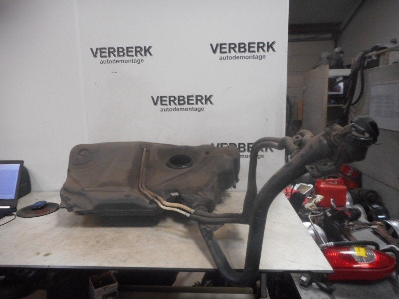 RESERVOIR Volkswagen Polo V (6R) (6r0201085a), Volkswagen, Volkswagen AG, Utilisé, Kundenbetreuung@volkswagen.de