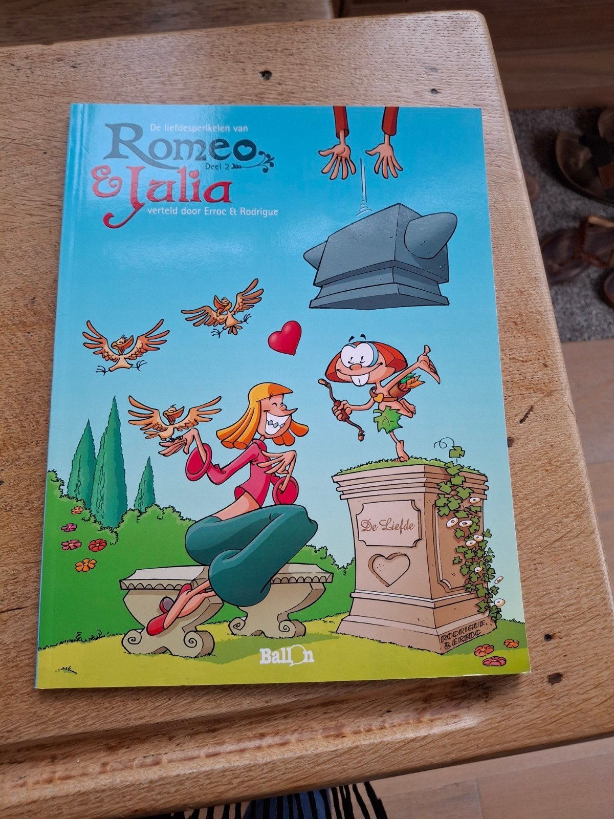 Strip 1 en 2 Romeo & Julia (Ballon)
Soft cover, Boeken, Stripverhalen, Ophalen of Verzenden