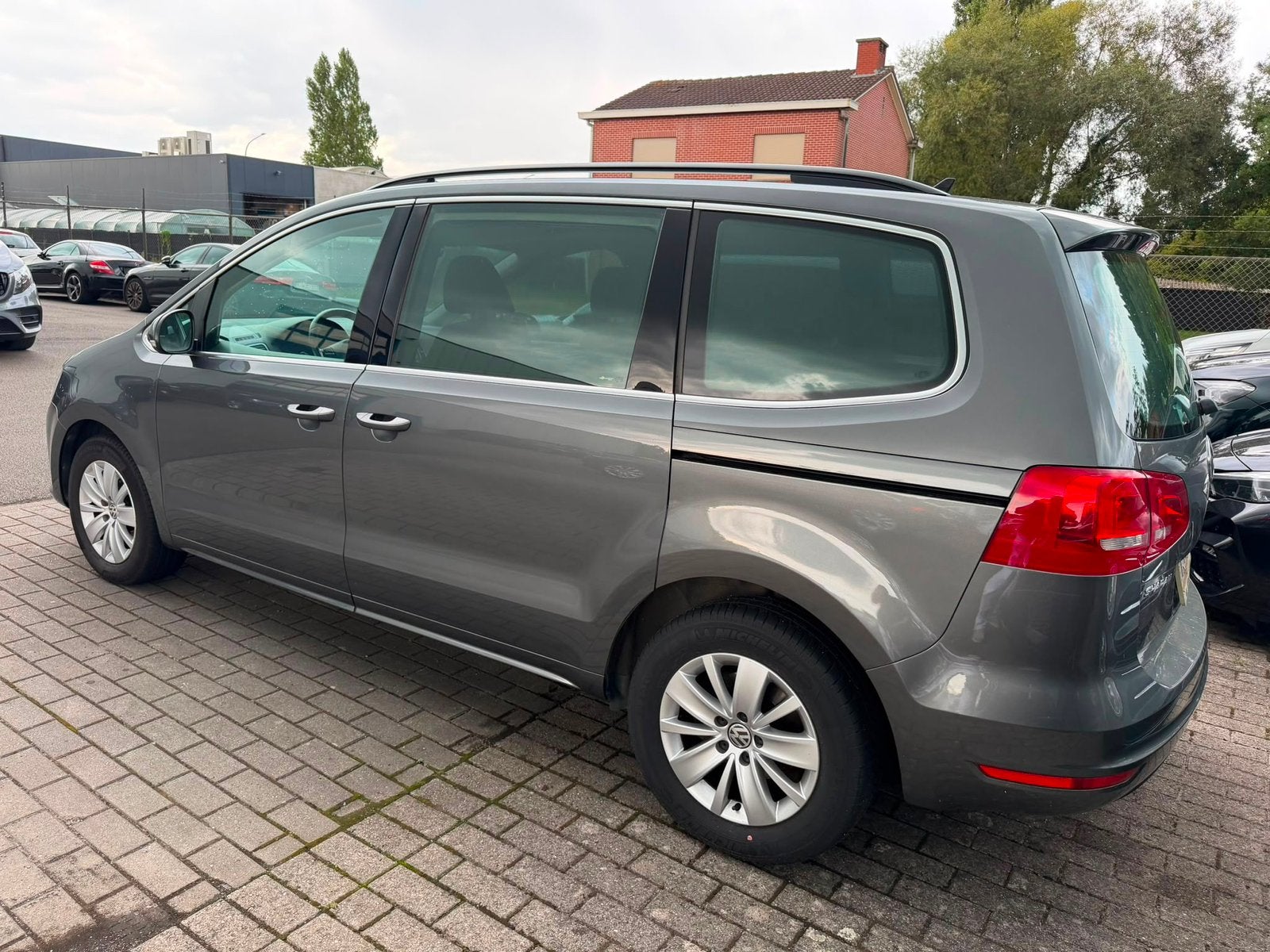 Volkswagen sharan 7plaats, Auto's, 100 kW, Dealer onderhouden, Monovolume, 1995 cc