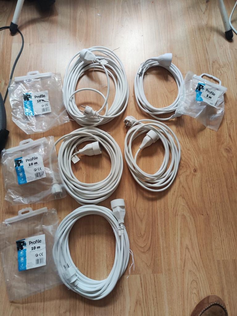 5 rallonges, Ophalen, Nieuw, Kabel of Snoer