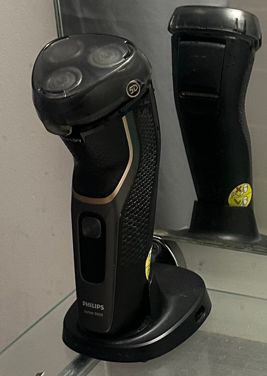 Rasoir Philips series 3000, Ophalen of Verzenden, Zo goed als nieuw, Scheren en Epileren