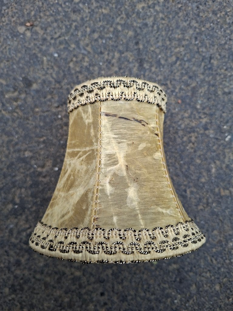 Abat-jour à pince en peau avec galon, Maison & Meubles, Lampes | Abat-jour, Neuf, 10 cm, Enlèvement, Autres matériaux