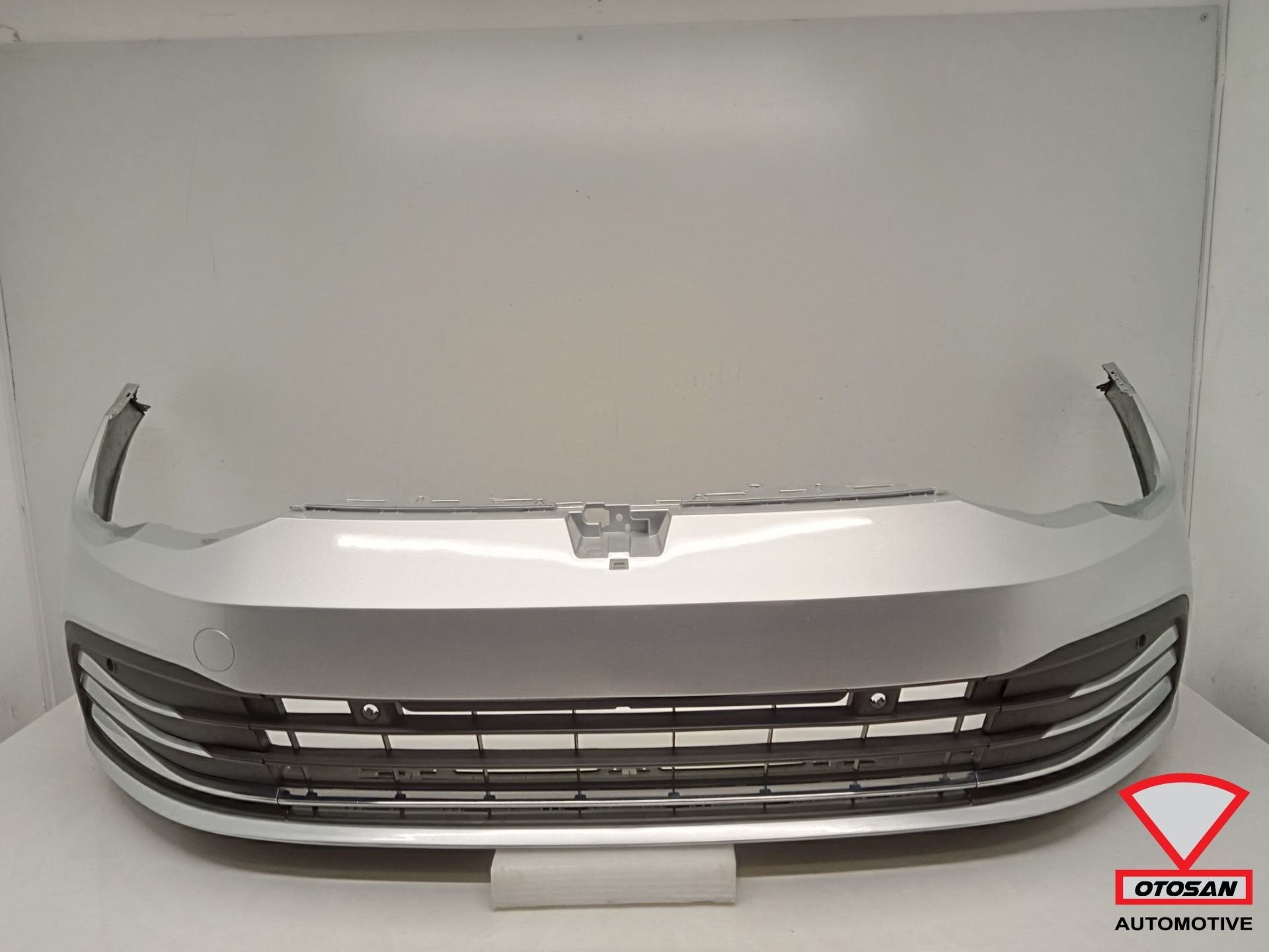 Pare-chocs avant style argent chrom pour VW Golf 8 (2020+) L, Pare-chocs, Volkswagen, Volkswagen AG, Vw@volkswagen.de