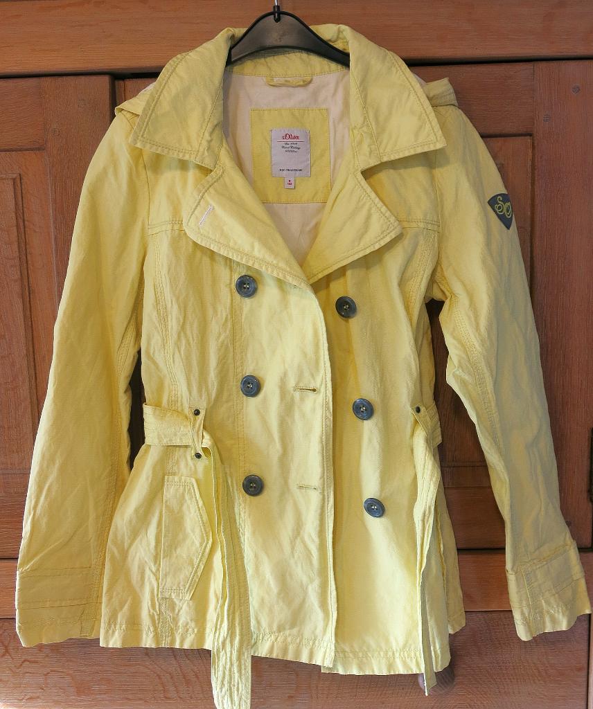 Veste imperméable S'Oliver, 12 ans (152), état neuf, Enfants & Bébés, S'Oliver, Enlèvement ou Envoi, Pull ou Veste, Comme neuf