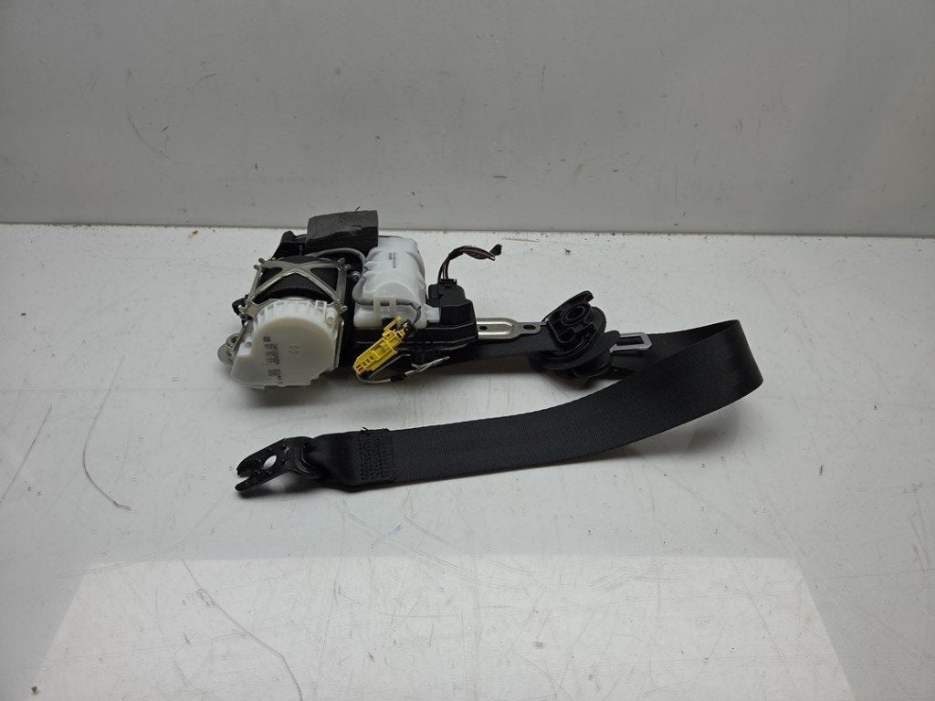 CEINTURE DE SECURITE AVANT DROIT Volkswagen Golf VII (AUA), Volkswagen, Volkswagen AG, Utilisé, Kundenbetreuung@volkswagen.de