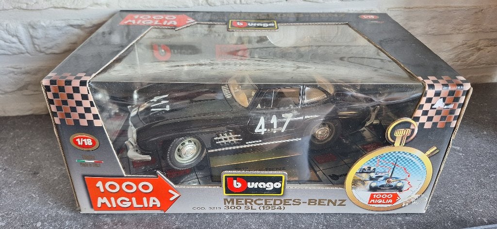 Burago - Mercedes Benz 300 SL 1/18 Mille Miglia, Ophalen of Verzenden, Zo goed als nieuw, Auto, Burago