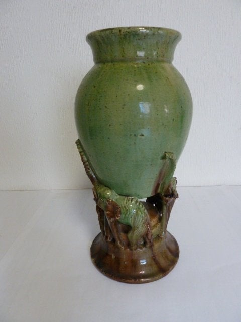 Vaas in aardewerk met Olifanten 30cm 1.7kg, Ophalen of Verzenden