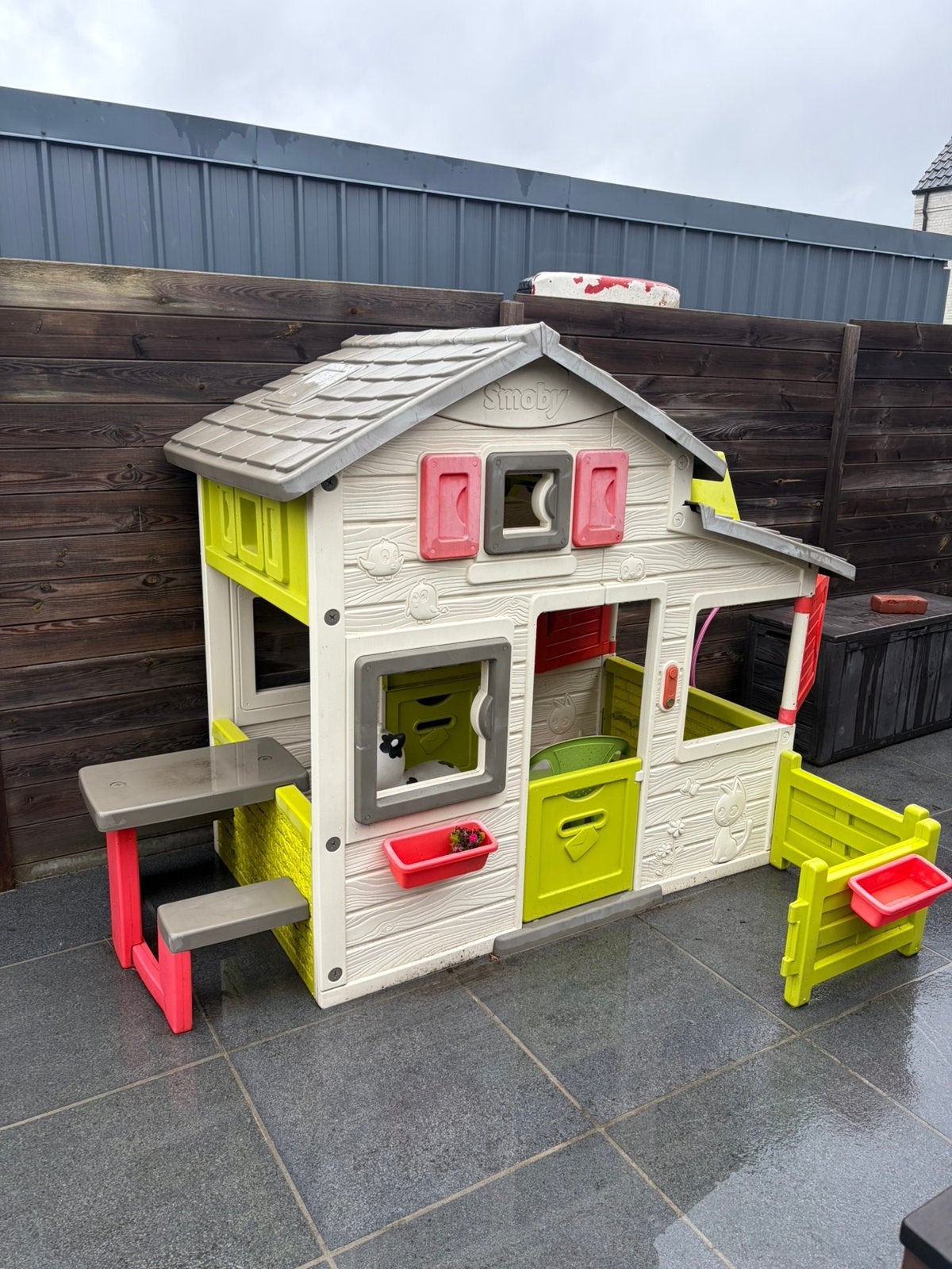Smoby Neo Friends House, Kinderen en Baby's, Speelgoed | Buiten | Speelhuisjes, Ophalen, Zo goed als nieuw