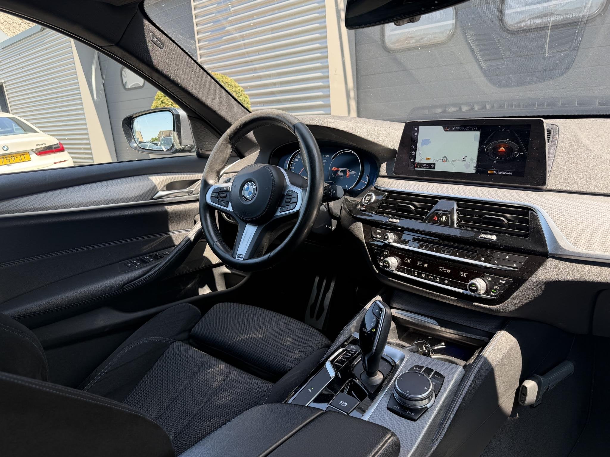 BMW 5 Serie Touring 520d Executive (automatique), Autos, BMW, Argent ou Gris, Euro 6, Entreprise, 2000 kg