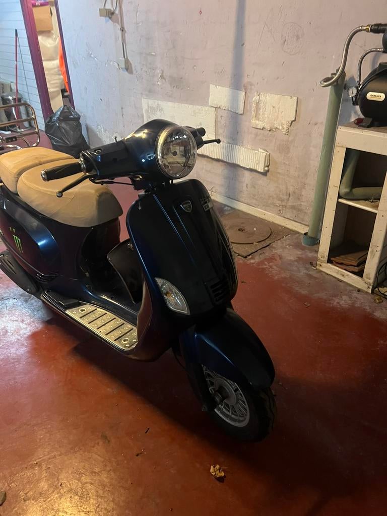 Necco azzuro b klasse, Enlèvement, Utilisé, Autres types, Autres marques