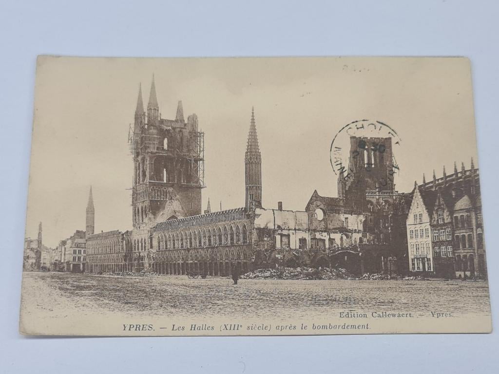 Ieper, de hallen na het bombardement, Ophalen of Verzenden