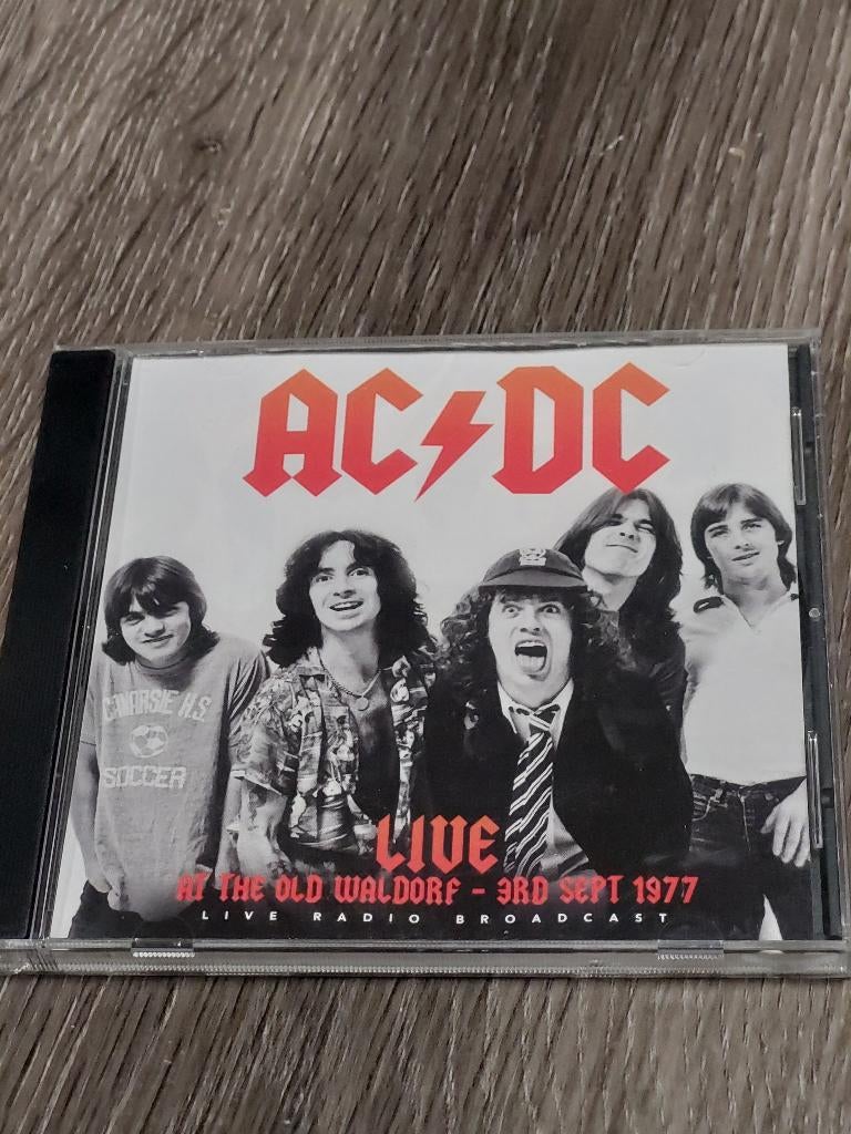 AC/DC live at theold waldorf -3rd sept 1977, Enlèvement ou Envoi, Utilisé