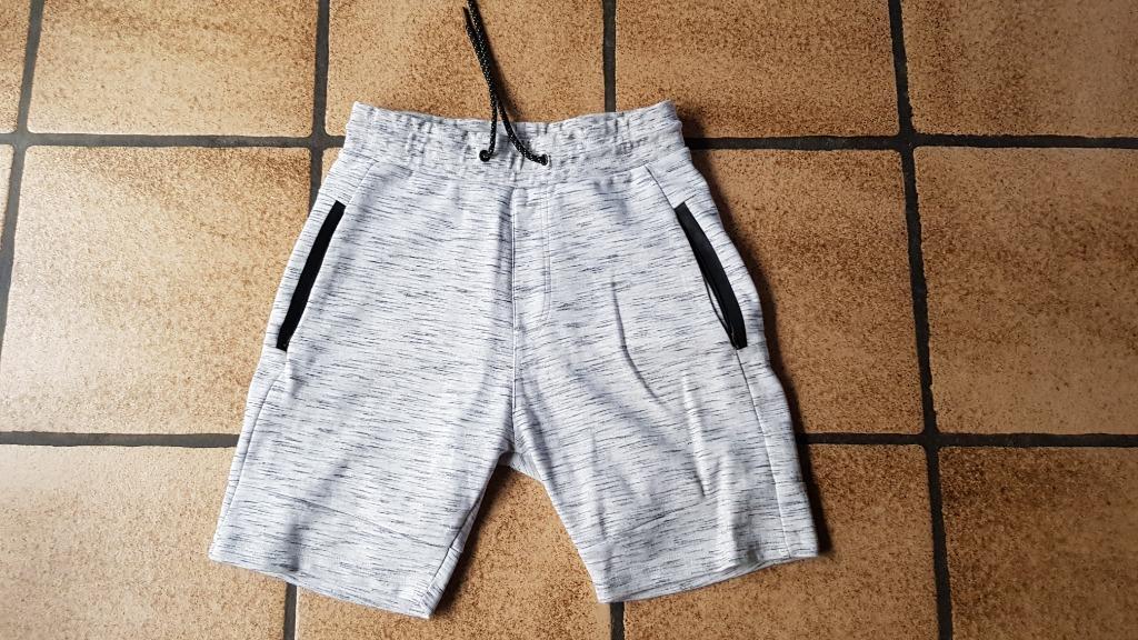 Short Non Grada maat XS, Enlèvement ou Envoi, Comme neuf, Taille 46 (S) ou plus petite