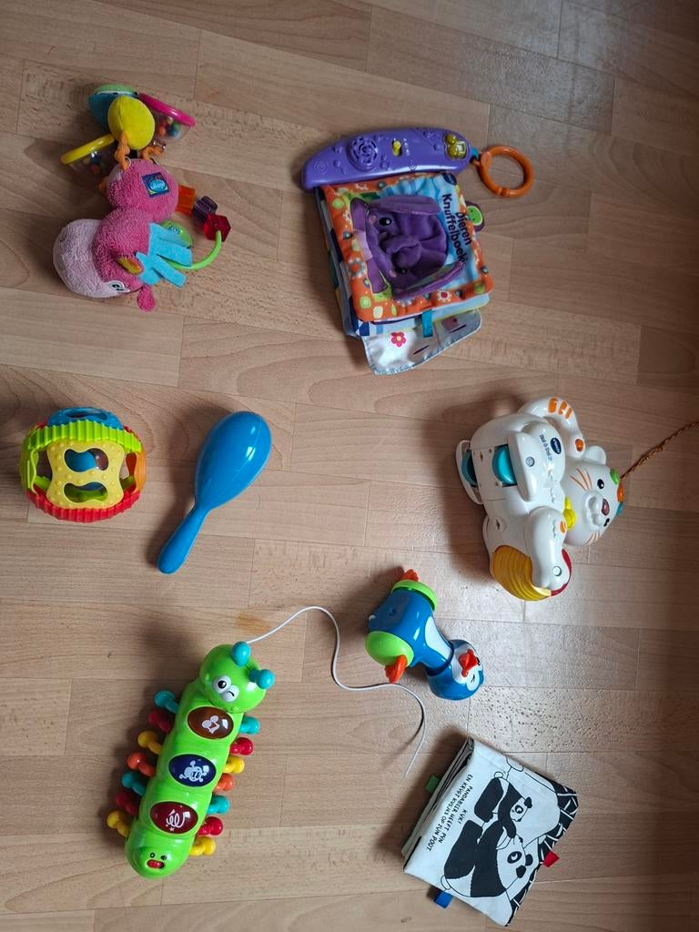 Assortiment babyspeelgoed, Ophalen