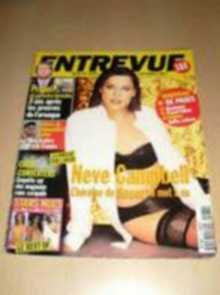 newlook 1997 brad pitt neve campbell preadel vintage revue, Ophalen of Verzenden, Gelezen