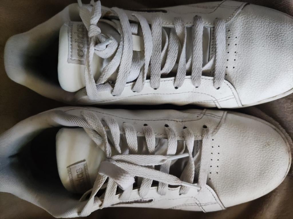 Baskets blanches ADIDAS, taille : 41 US : 9, Vêtements | Hommes, Chaussures, Enlèvement ou Envoi, Porté