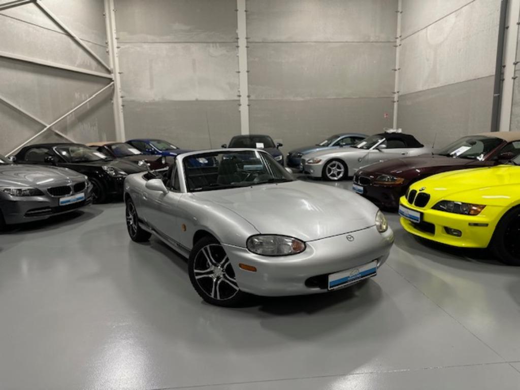 Mazda MX-5 1.8i 16v NB | 16" velgen | Garantie | Windscherm, Auto's, Mazda, Euro 2, Zwart, 4 cilinders, Cabriolet
