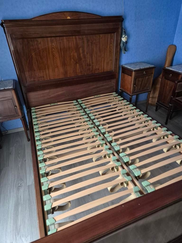 Antiek bed en commode en nacht kastjes met marmer, Ophalen, Gebruikt