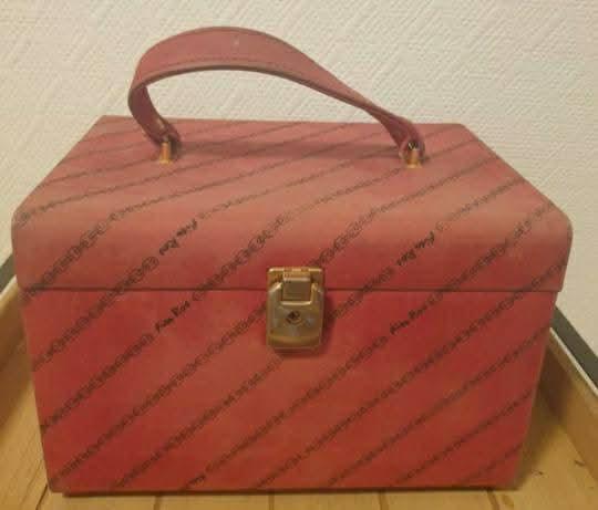 Vintage beautycase finn ross, Ophalen